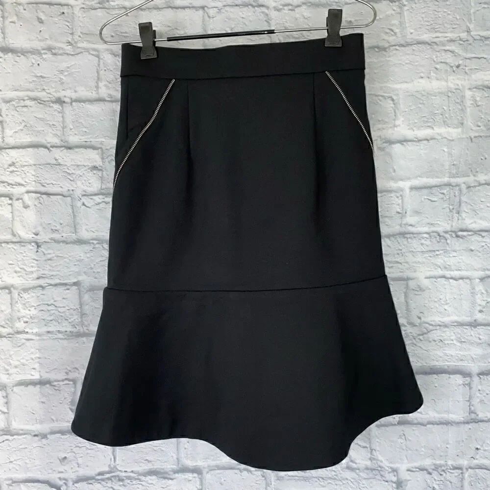 Zara woman S peplum flounced skirt w/decorative zipper details black